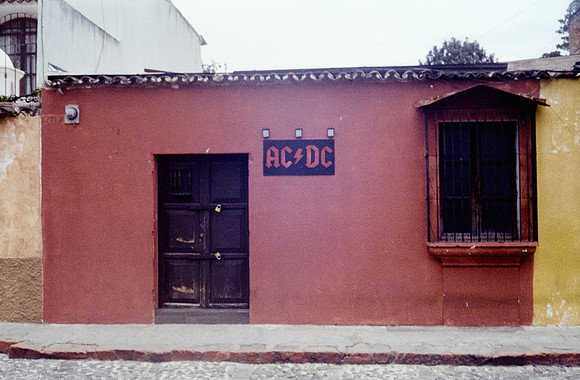 02 Roberto Barco - Fujifilm 200 por Arca Film Lab (Noviembre 2024) - Rollo 0458