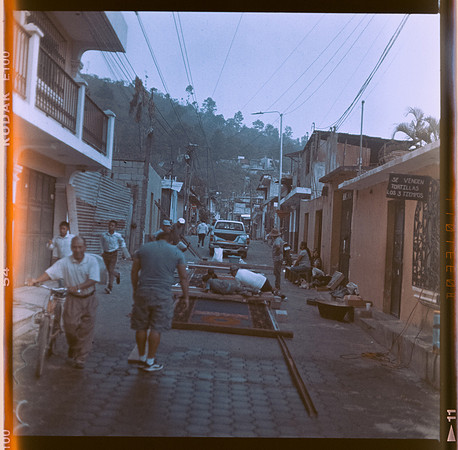 11 Ronald Ottoniel - Kodak Ektachrome 100 por Arca Film Lab (Abril 2025) - Rollo 0870