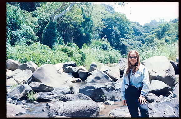 22 Melissa Stormont - Kodak Ektar 100 por Arca Film Lab (Septiembre 2026) - Rollo 2279