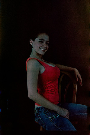12 2282 Alma Pérez - Agfacolor Vista 100 por Arca Film Lab (Julio 2026) - Rollo 2282