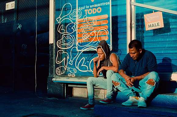 04 Elliot Morales - Cinestill 800T por Arca Film Lab (Mayo 2025) - Rollo 1001