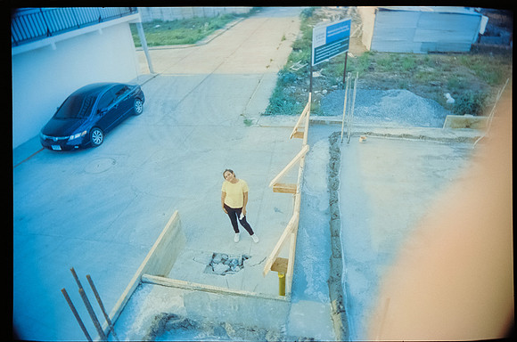 33 Breyner Portillo - Cinestill 800T por Arca Film Lab (Octubre 2026) - Rollo 2315