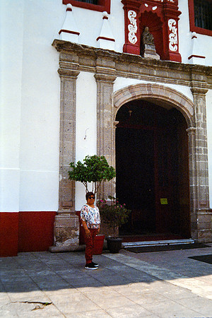 17 Ana Lucía Galicia - Kodak Ultramax 400 por Arca Film Lab (Abril 2024)