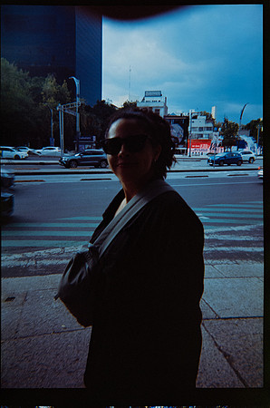 19 Marcela Grajeda - Kodak Portra 400 por Arca Film Lab (Octubre 2026) - Rollo 2295
