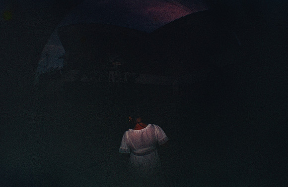 09 Natalia Mendoza - Harman Phoenix 200 por Arca Film Lab (Abril 2025) - Rollo 0929