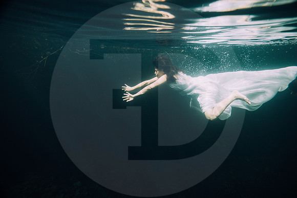 11 Underwater wedding Sayaxché, Petén