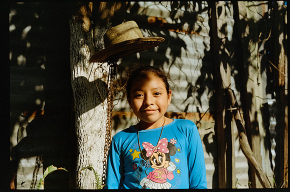 15 Denise Lipman - Kodak Gold 200 por Arca Film Lab (Octubre 2026) - Rollo 2319