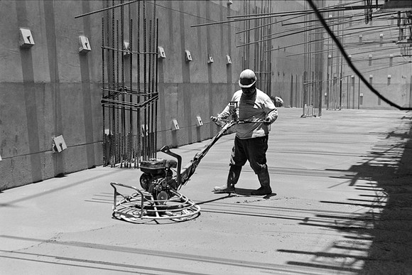 15 Omar Véliz - Kodak TMax 400 por Arca Film Lab (Mayo 2024) - Rollo 0059