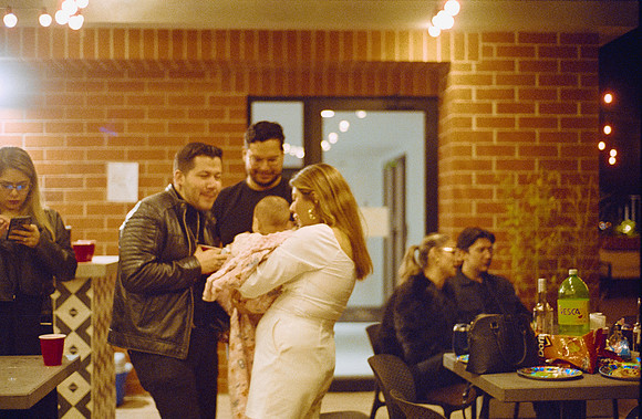 06 Valeria Minera - Kodak Ultramax 400 por Arca Film Lab (Febrero 2025) - Rollo 0889