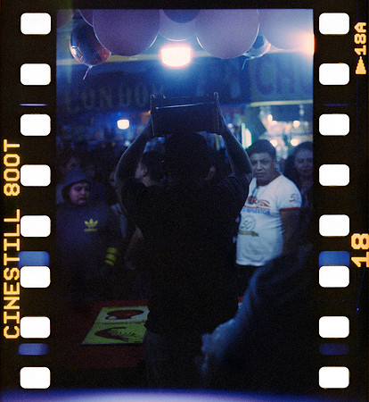 19 Iván Ortíz - Cinestill 800T por Arca Film Lab (Agosto 2024) - Rollo 0279