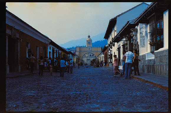 15 Alma Pérez - Quickfilm 100 por Arca Film Lab (Julio 2026) - Rollo 2281