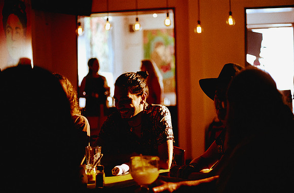 16 Luis González - Kodak Gold 200 por Arca Film Lab (Febrero 2025) - Rollo 0751