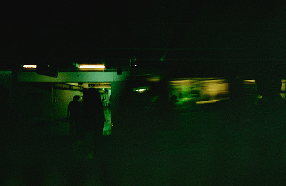 24 Elliot Morales - Harman Phoenix 200 por Arca Film Lab (Diciembre 2024) - Rollo 0556