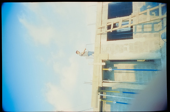 31 Breyner Portillo - Cinestill 800T por Arca Film Lab (Octubre 2026) - Rollo 2315