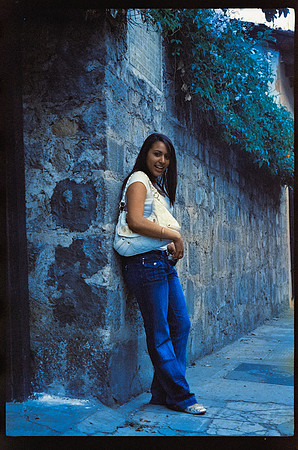 09 Alma Pérez - Quickfilm 100 por Arca Film Lab (Julio 2026) - Rollo 2281