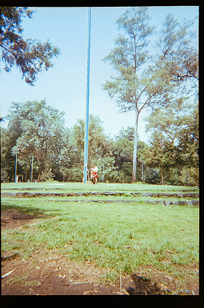 15 Marcela Grajeda - Fujifilm 400 por Arca Film Lab (Octubre 2026) - Rollo 2296