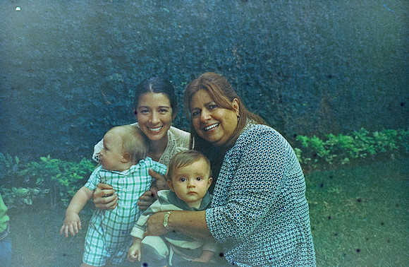 10 Rafael Peyré - Cute Color New York 400 por Arca Film Lab (Junio 2025) - Rollo 1102
