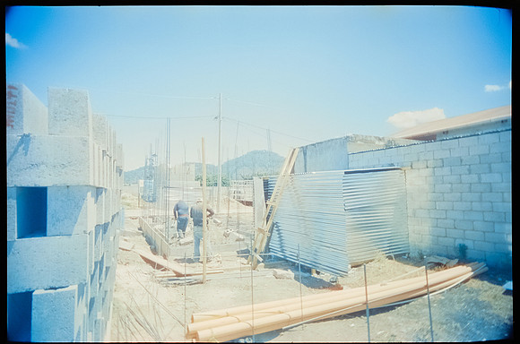 21 Breyner Portillo - Cinestill 800T por Arca Film Lab (Octubre 2026) - Rollo 2315