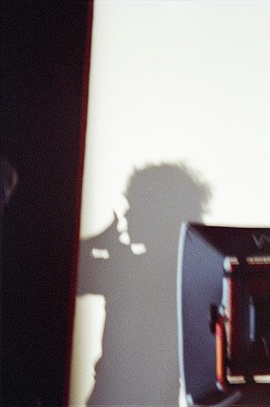 14 Mauricio Salguero - Lomography 400 por Arca Film Lab (Noviembre 2024) - Rollo 0496
