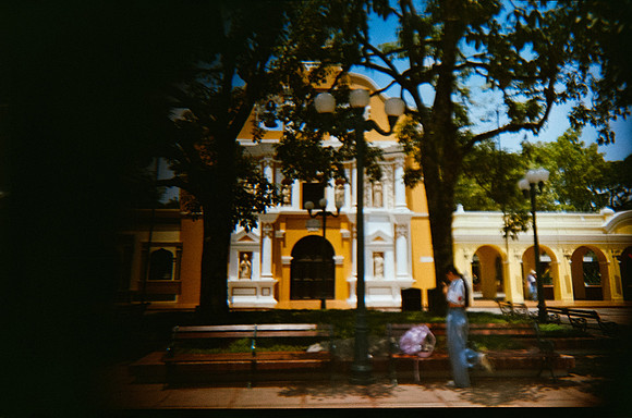 33 Wanda Pérez - Kodak Ultramax 400 - Arca Film Lab (Octubre 2026) - Rollo 2329