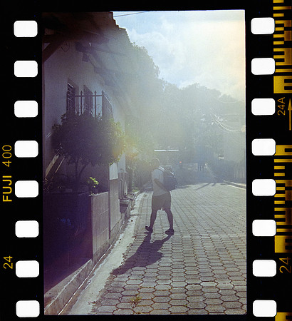 25 Erick Sandoval - Fujifilm 400 por Arca Film Lab (Septiembre 2024) - Rollo 0353