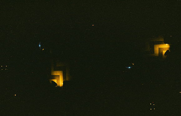 18 Edwin Chang - Cinestill 800T por Arca Film Lab (Diciembre 2024) - Rollo 0516