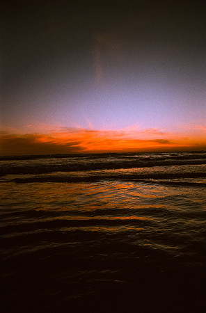 25 Eduardo Chávez - Kodak Ektachrome 100 por Arca Film Lab (Febrero 2025) - Rollo 0694