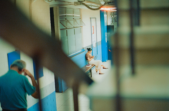 04 Elliot Morales - Cinestill 800T por Arca Film Lab (Abril 2025) - Rollo 0980