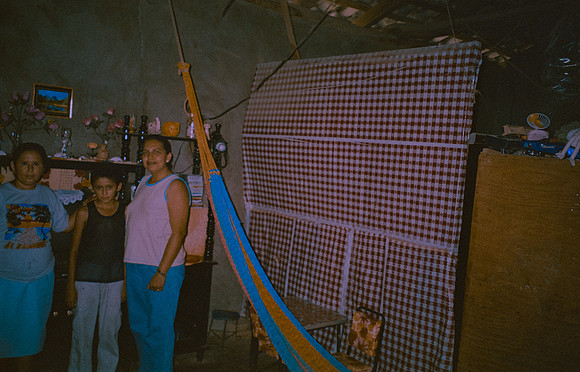 09 Caleb Rodríguez - Kodak Gold 100 por Arca Film Lab (Enero 2025) - Rollo 0583
