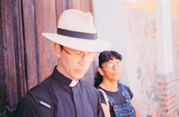 33 Javier Anleu - Fujifilm 400 por Arca Film Lab (Mayo 2025) - Rollo 0993