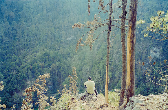 23 Ernesto Ábrego - Kodak Ultramax 400 por Arca Film Lab (Mayo 2025) - Rollo 1079