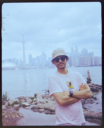 53 Juan Pablo Molina - Kodak Gold 200 NIMSLO 3D por Arca Film Lab (Julio 2024) - Rollo 0184