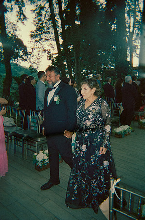 03 Boda Guille y Adriana por Fabriccio Díaz - Cinestill 800T - Arca Film Lab