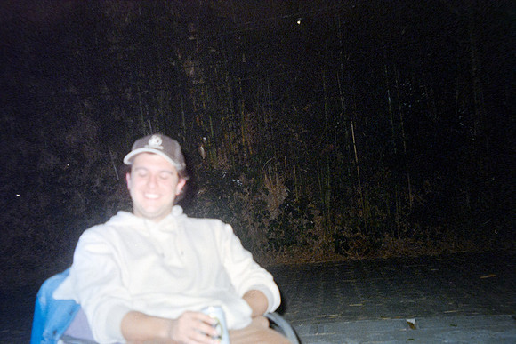 14 Guillermo López - Kodak Ultramax 400 por Arca Film Lab (Abril 2024)
