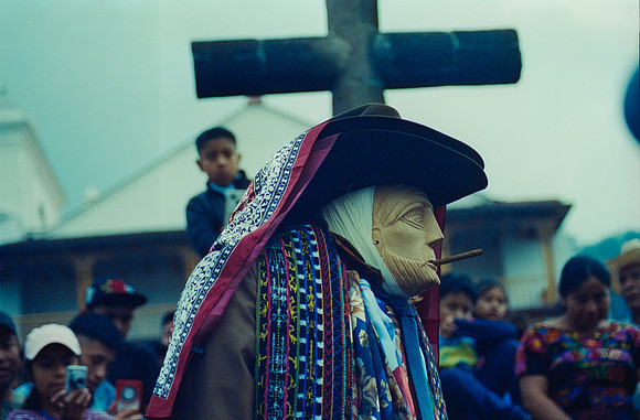 22 Ronald Ottoniel - 800T por Arca Film Lab (Abril 2025) - Rollo 0975