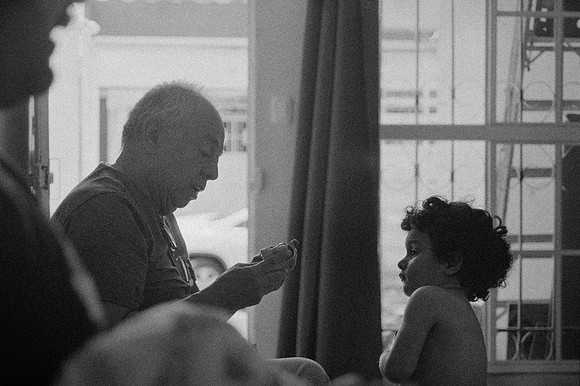 22 Carlos Castro - Ilford HP5+ 400 por Arca Film Lab (Septiembre 2024) - Rollo 0345