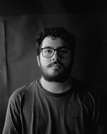 04 Carlos Siri - Ilford HP5+ 400 120 por Arca Film Lab (Junio 2025) - Rollo 1133