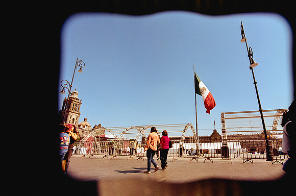 01 Elliot Morales - Kodak Gold 200 por Arca Film Lab (Diciembre 2024) - Rollo 0555