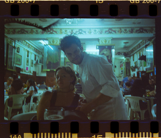 15 Constanza Close - Kodak Gold 200 por Arca Film Lab (Mayo 2024) - Rollo 0062