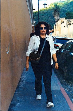 32 Karen Orellana - Kodak Ultramax 400 por Arca Film Lab (Julio 2024) - Rollo 0181