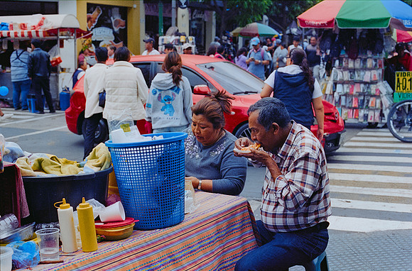 35 Elliot Morales - Cinestill 800T por Arca Film Lab (Abril 2025) - Rollo 0980