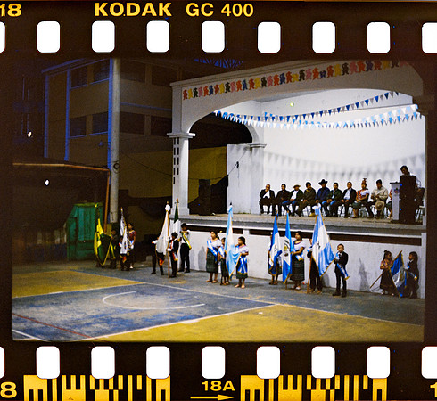 18 Yasemin Tocpan - Kodak Ultramax 400 por Arca Film Lab (Octubre 2024) - Rollo 0392