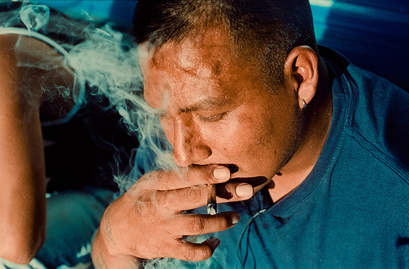 03 Elliot Morales - Cinestill 800T por Arca Film Lab (Mayo 2025) - Rollo 1001