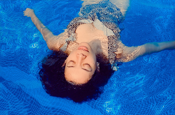 14 Elliot Morales - Cinestill 800T por Arca Film Lab (Mayo 2025) - Rollo 1001