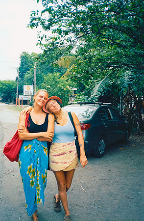 05 Alice Forstner - Kodak Ektar 100 por Arca Film Lab (Abril 2025) - Rollo 0918