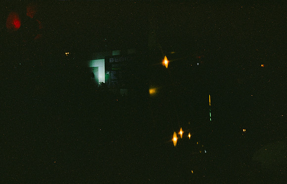 34 Edwin Chang - Cinestill 800T por Arca Film Lab (Diciembre 2024) - Rollo 0516