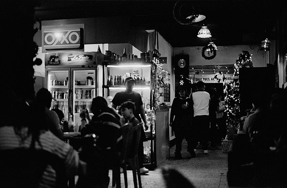 09 Alexander Daum - Ilford XP2 400 por Arca Film Lab (Enero 2025) - Rollo 0633