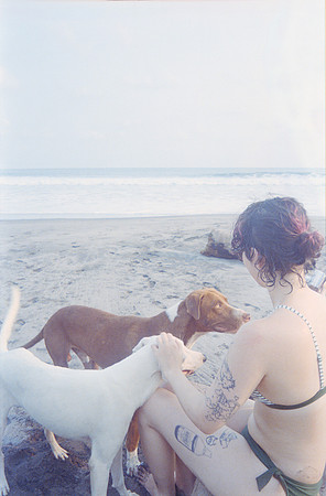 14 Natalia Mendoza - Fujifilm 400 por Arca Film Lab (Noviembre 2024) - Rollo 0489