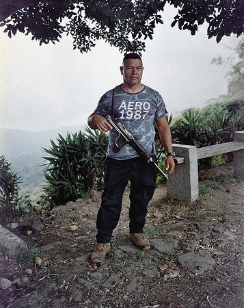 18 Carlos Siri - Agfacolor Portrait XPS 160 por Arca Film Lab (Junio 2025) - Rollo 1010
