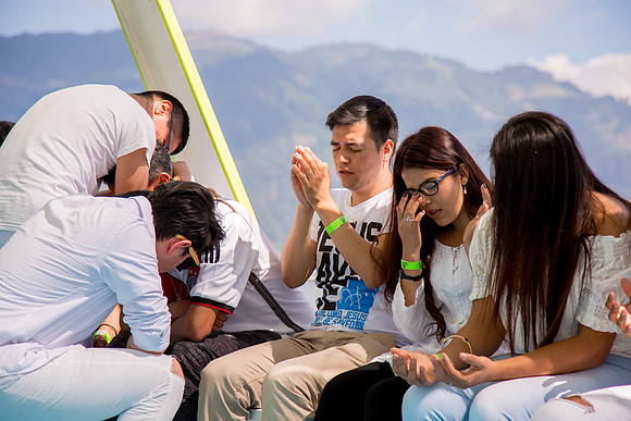 023 The Well - Atitlán 2017 por Fabriccio Díaz